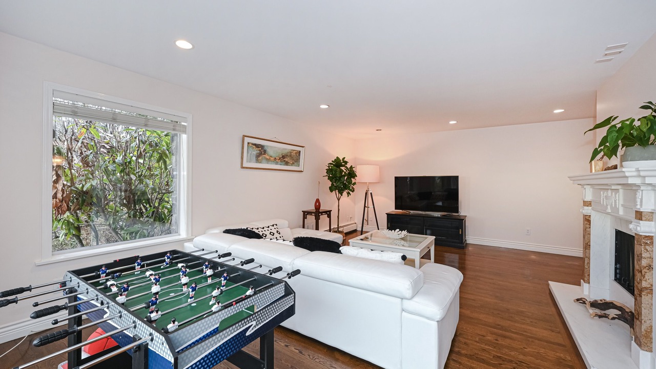 Photo of Bedroom in West Vancouver