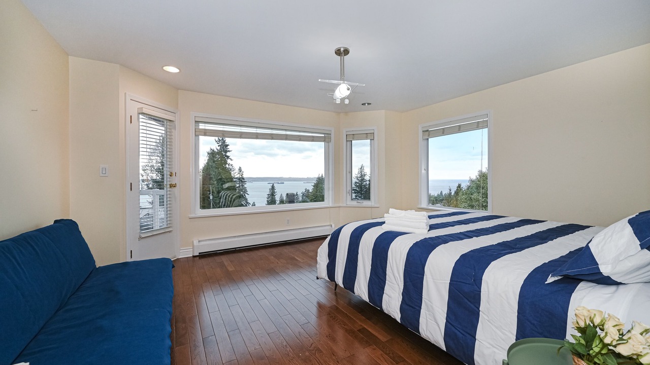 Photo of Others in West Vancouver