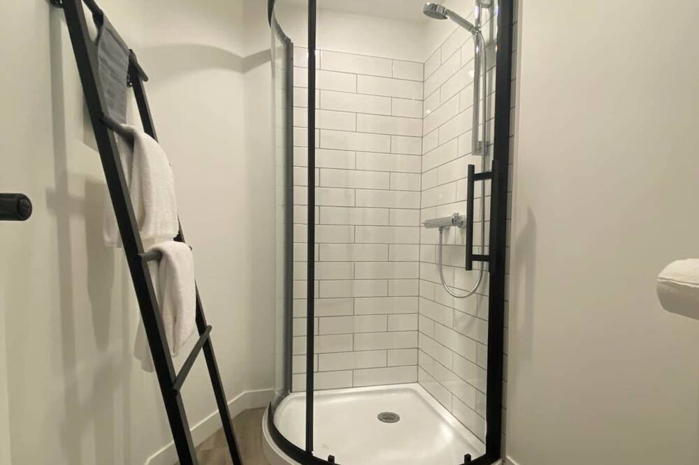 Photo of Bathroom in Perce