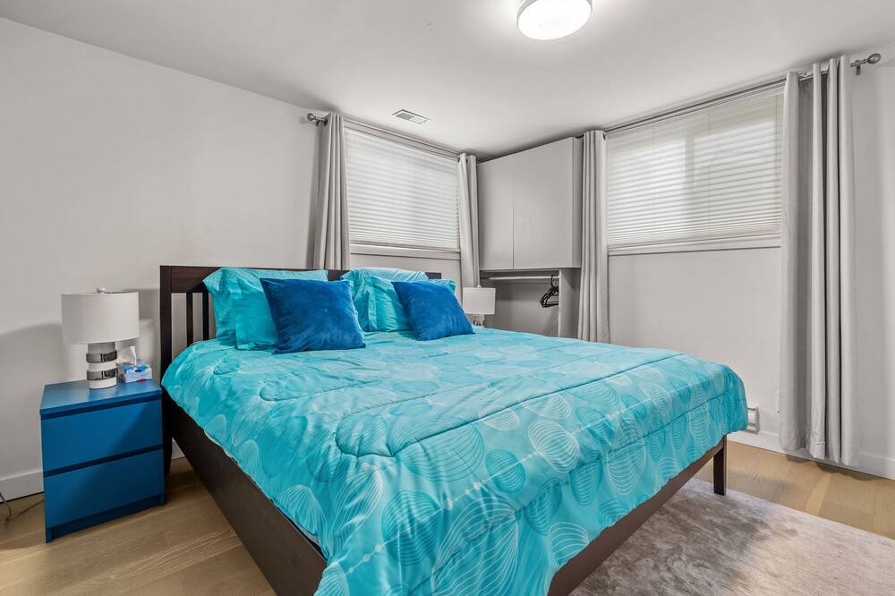 Photo of Bedroom in Inglewood