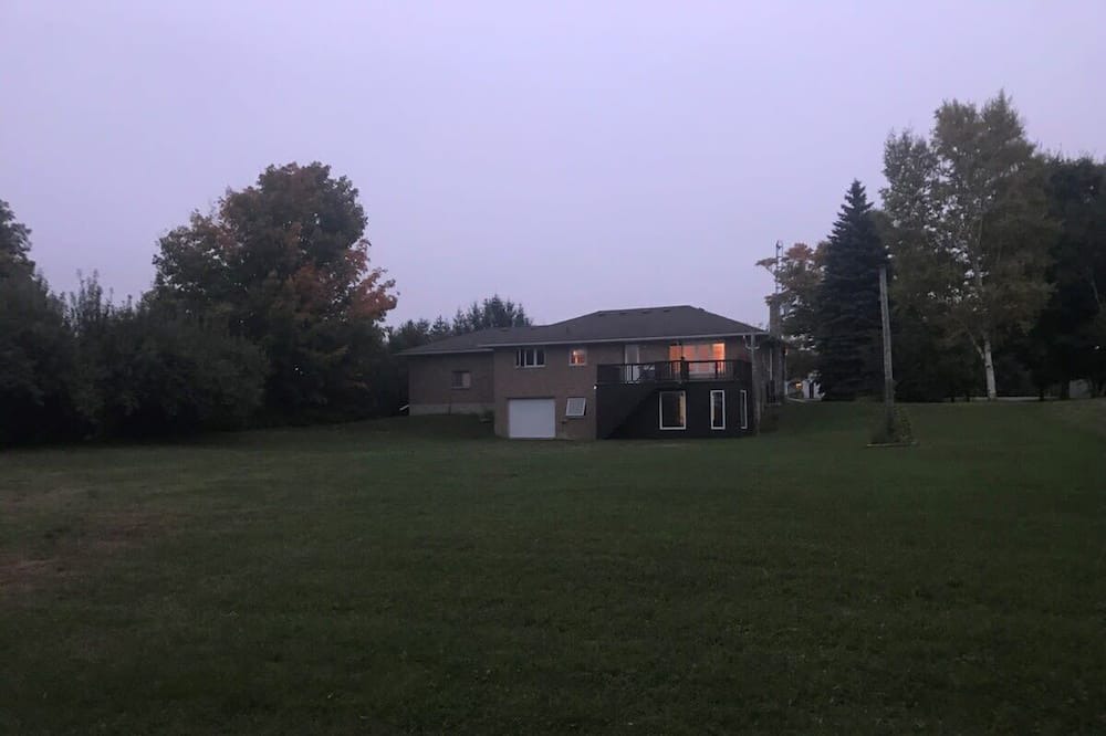Photo of Outdoor in Picton