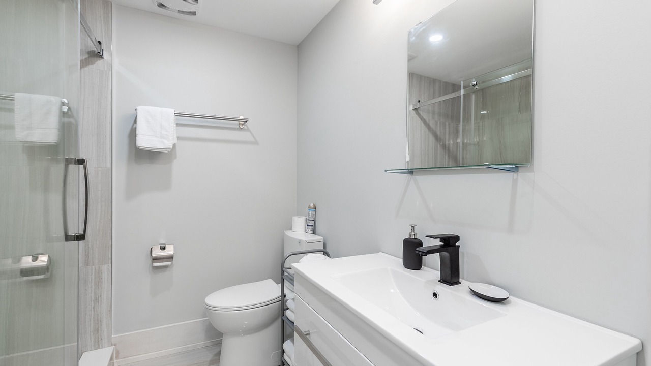 Photo of Bathroom in Little Italy
