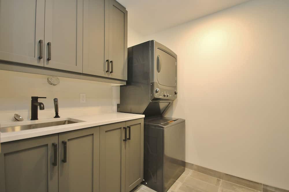 Photo of Kitchen in Centretown