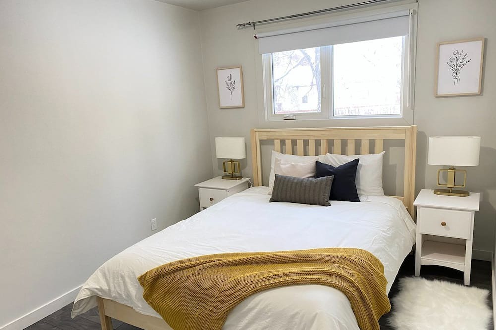 Photo of Bedroom in Winkler