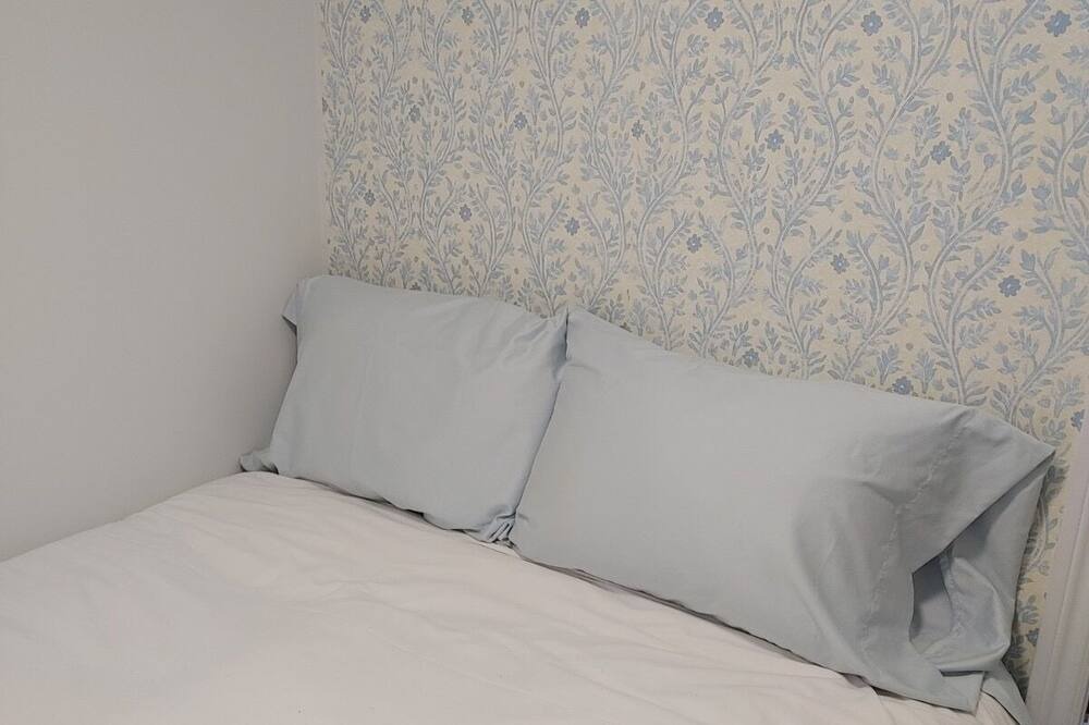 Photo of Bedroom in Terra Nova