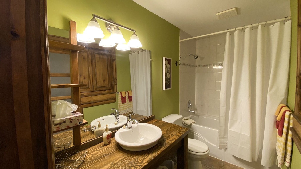 Photo of Bathroom in Lac Superieur Village