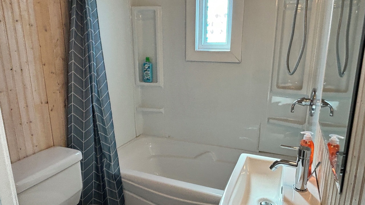 Photo of Bathroom in Chelton