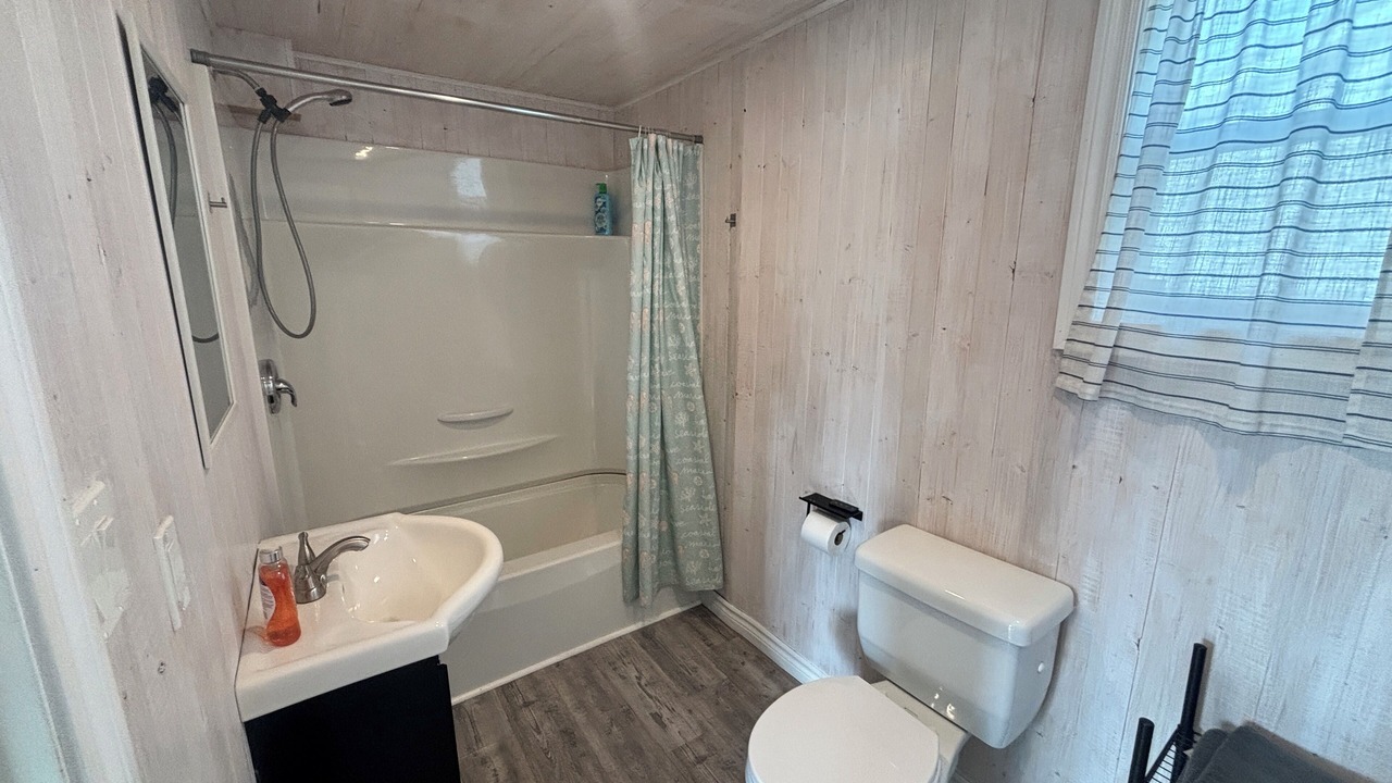 Photo of Bathroom in Chelton