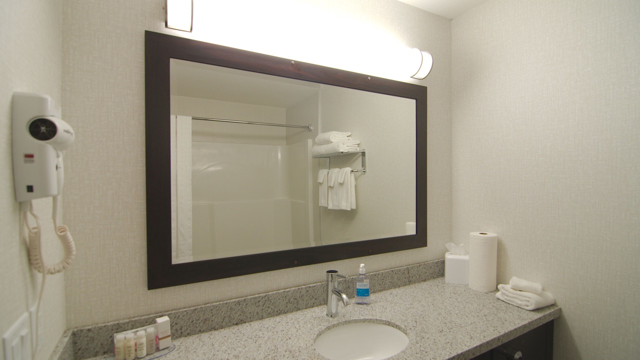 Photo of Bathroom in Redwater