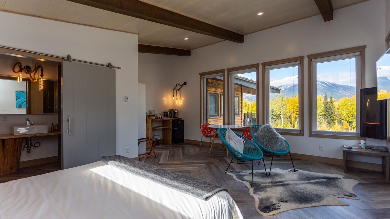 Photo of Bedroom in East Kootenay