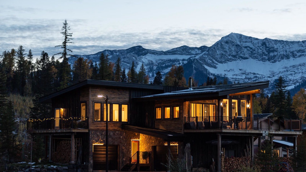 Photo of Buildings in East Kootenay