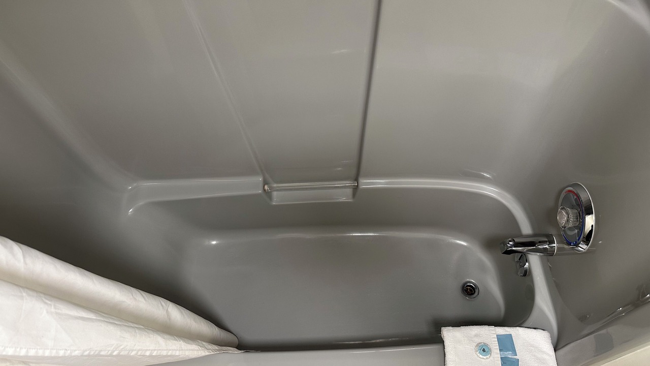 Photo of Bathroom in Valleyview