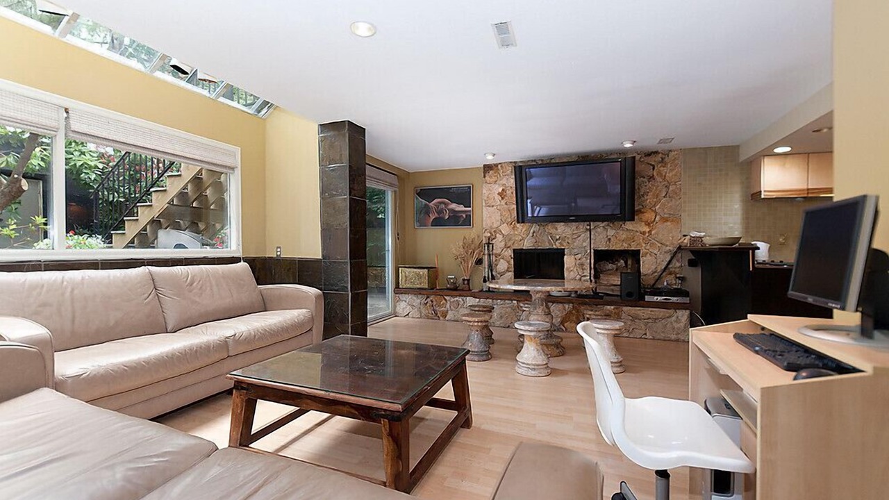 Photo of Livingroom in Dunbar