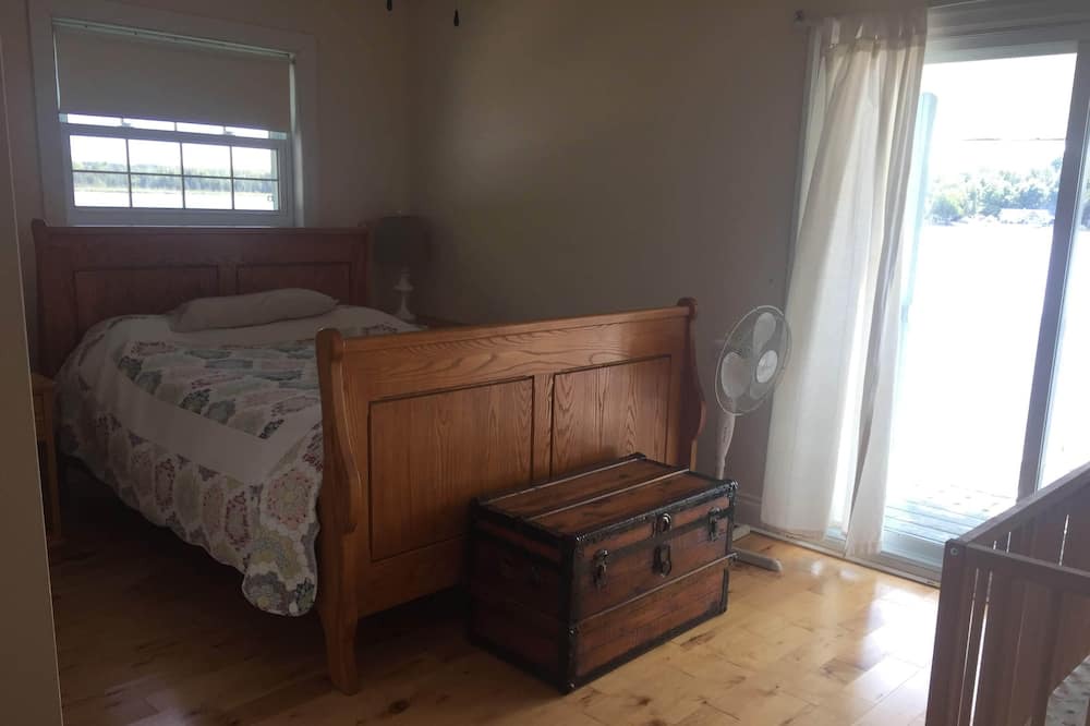 Photo of Bedroom in Lanark Highlands