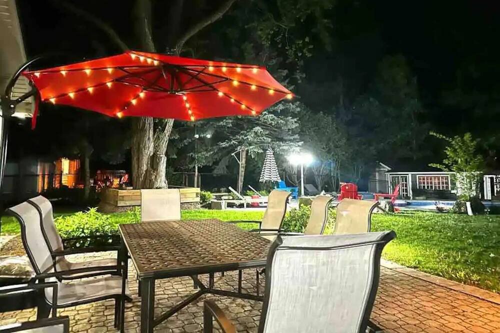 Photo of Outdoor in Clarkson-Lorne Park