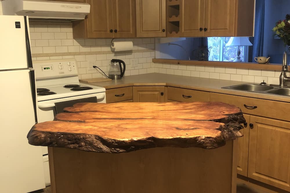 Photo of Kitchen in Salmon Arm