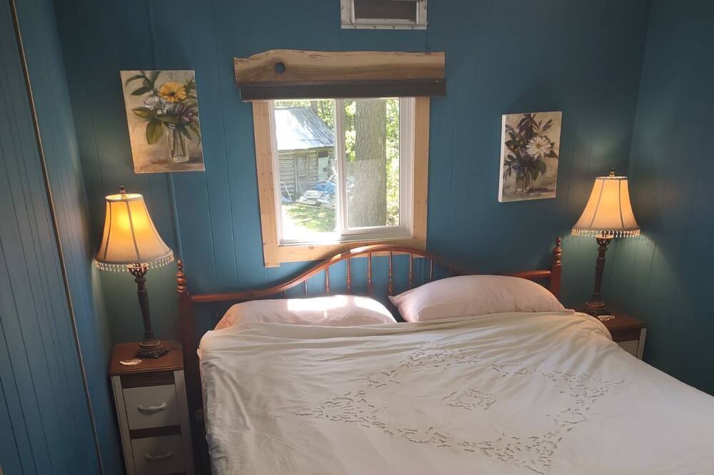 Photo of Bedroom in Salmon Arm