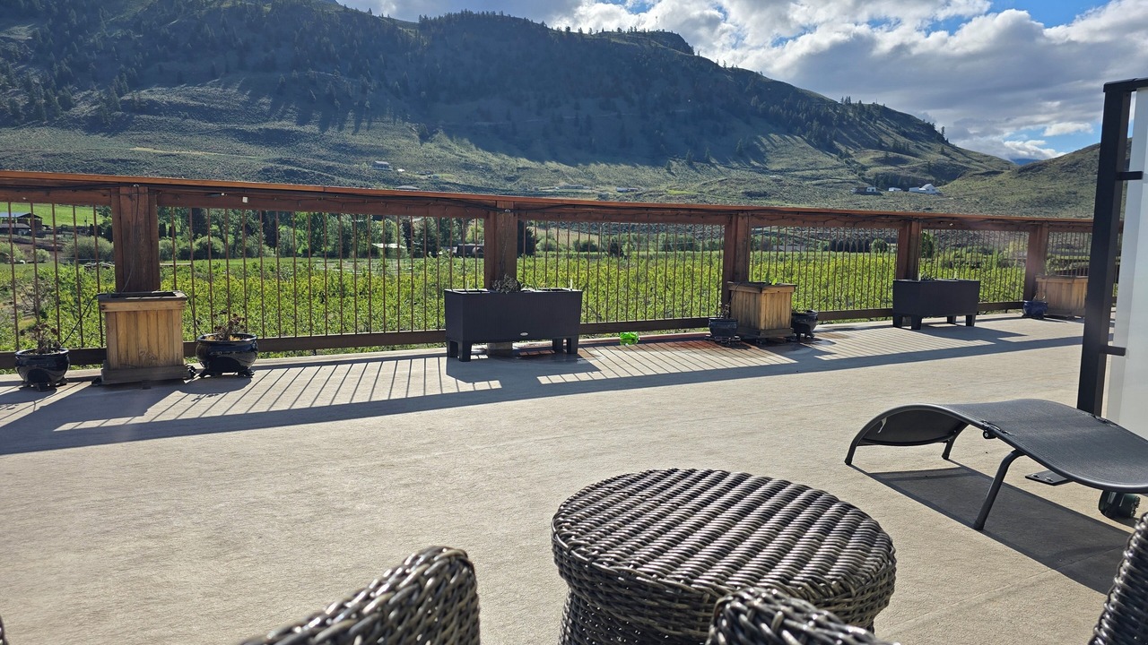 Photo of Patio Balcony in Okanagan-Similkameen