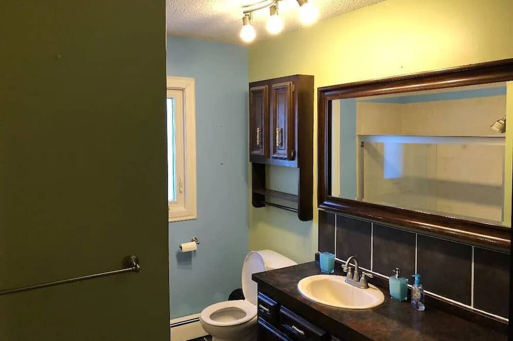 Photo of Bathroom in Crystal Beach