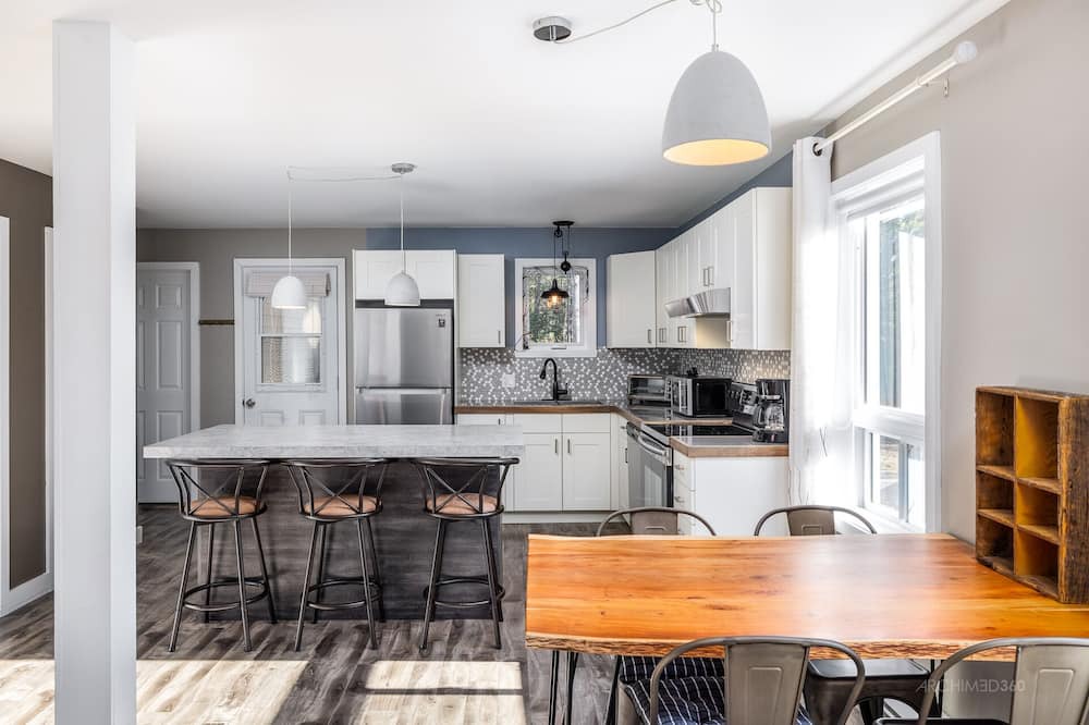 Photo of Kitchen in Sainte-Marguerite-du-Lac-Masson