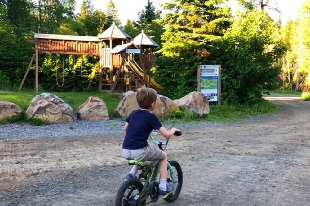 Photo of Others in Sainte-Marguerite-du-Lac-Masson