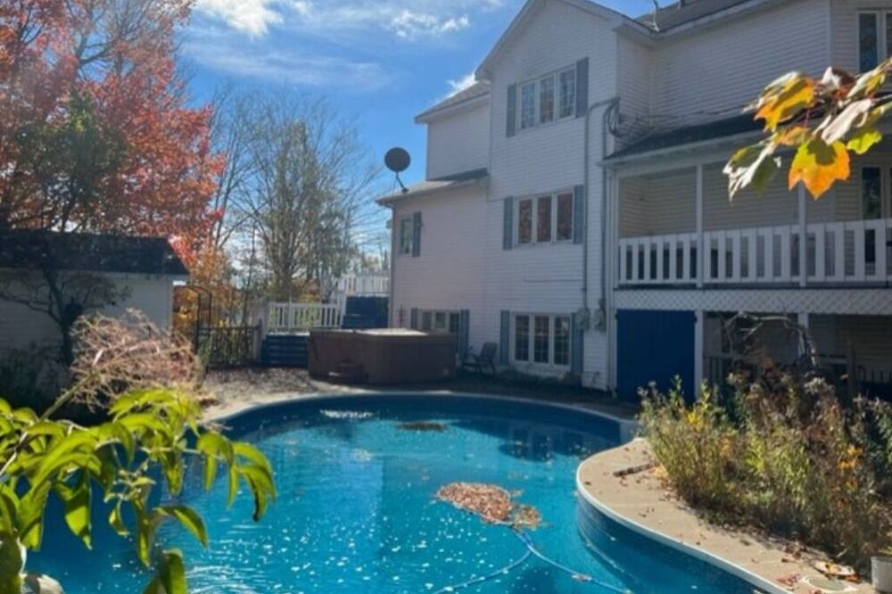 Photo of Outdoor in Sainte-Marguerite-du-Lac-Masson