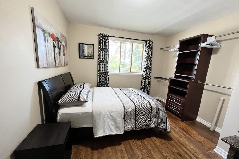Photo of Bedroom in Montreal