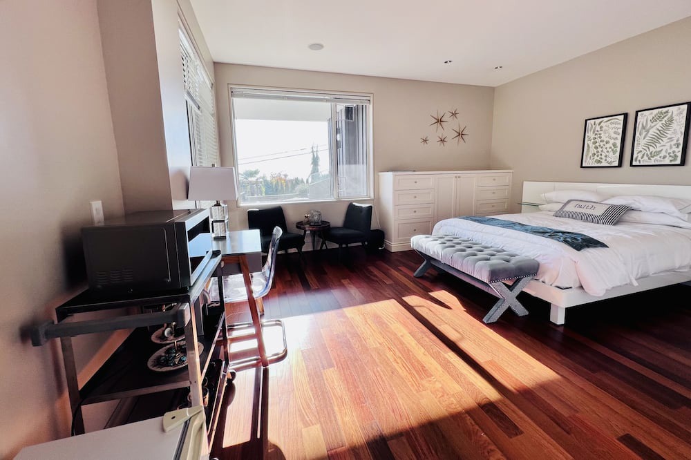 Photo of Bedroom in West Vancouver