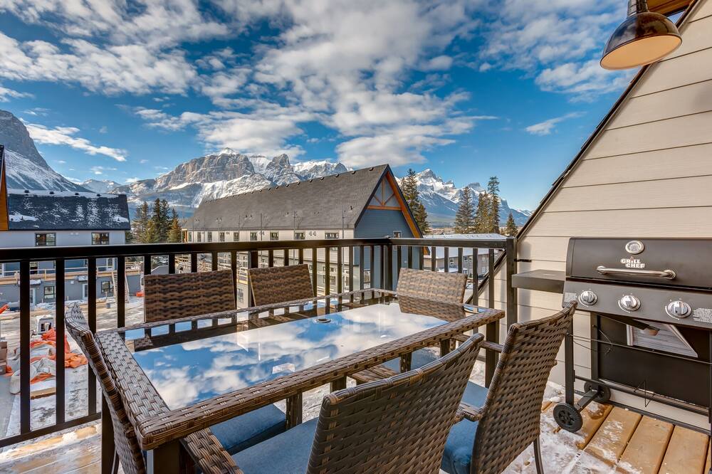 Photo of Patio Balcony in Cougar Creek