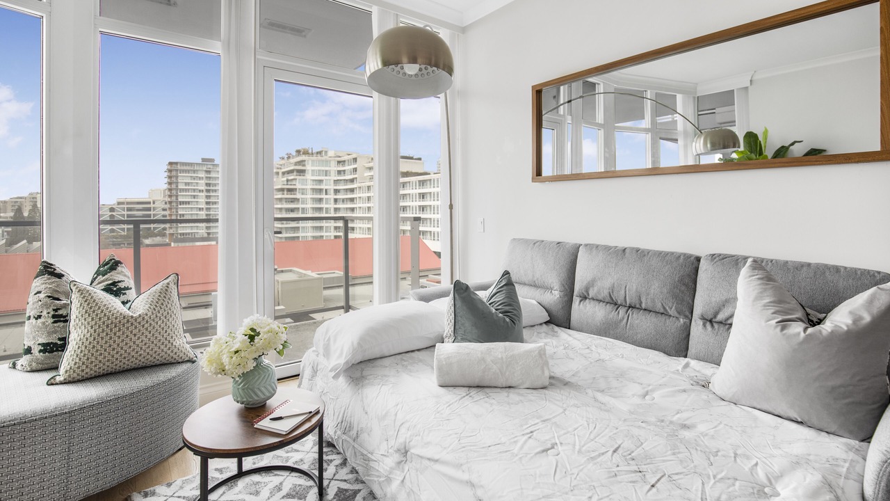 Photo of Livingroom in Lower Lonsdale