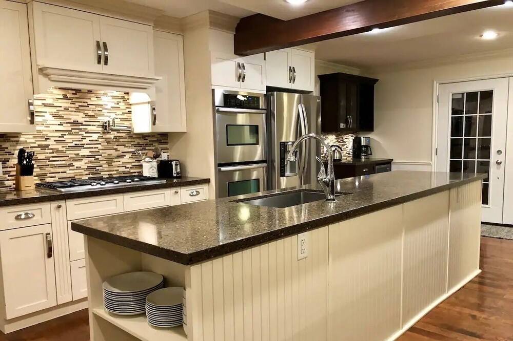 Photo of Kitchen in Yarrow