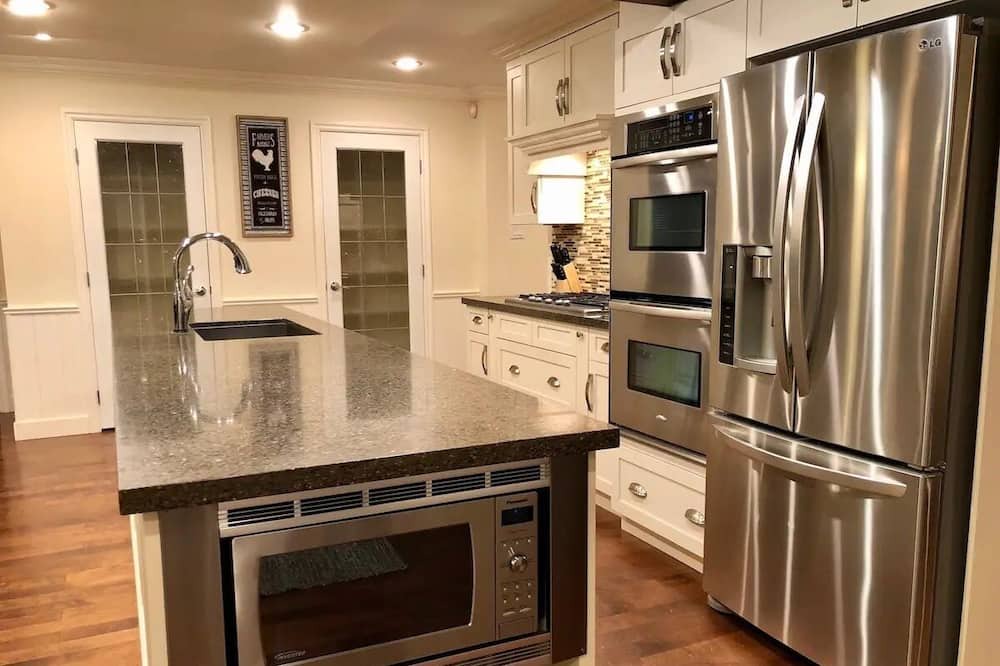 Photo of Kitchen in Yarrow