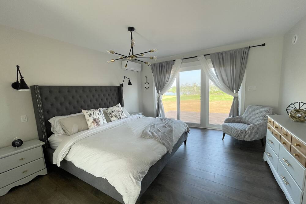 Photo of Bedroom in New London