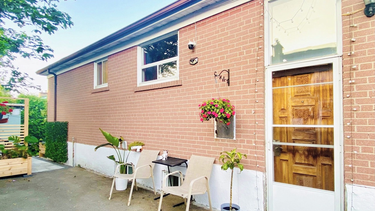 Photo of Outdoor in Woodbine Gardens