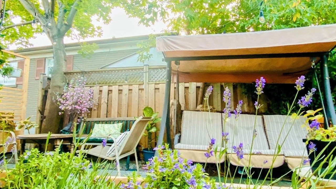 Photo of Outdoor in Woodbine Gardens