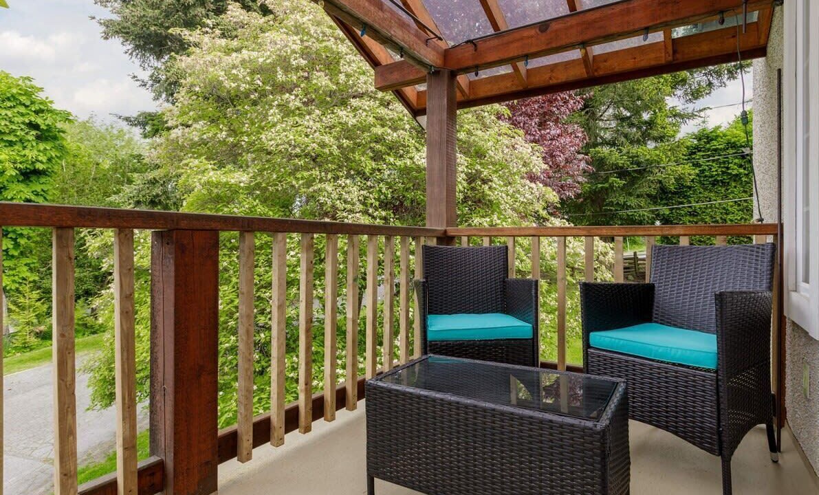 Photo of Patio Balcony in Departure Bay