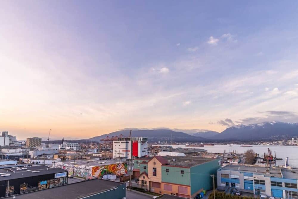 Photo of Others in Downtown Eastside