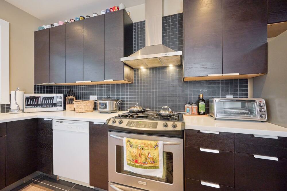 Photo of Kitchen in West Point Grey