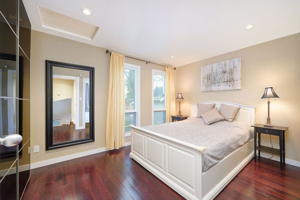 Photo of Bedroom in West Point Grey