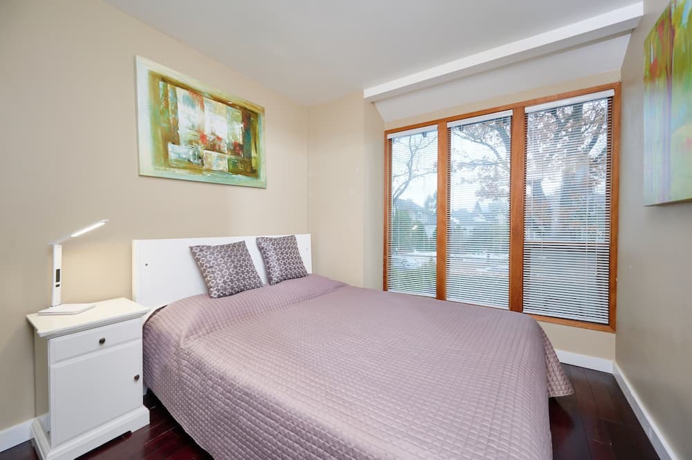 Photo of Bedroom in West Point Grey