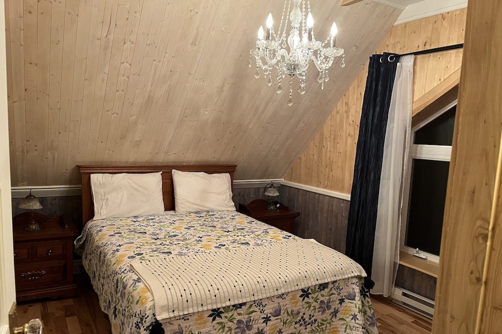 Photo of Bedroom in Scott