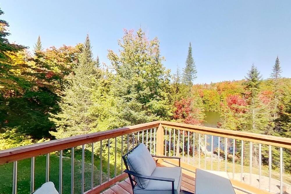 Photo of Outdoor in Mille-Isles