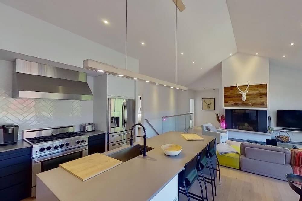 Photo of Kitchen in Mille-Isles