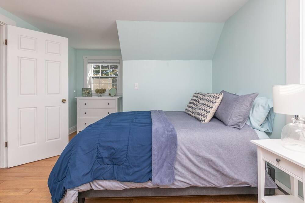 Photo of Bedroom in Yarmouth