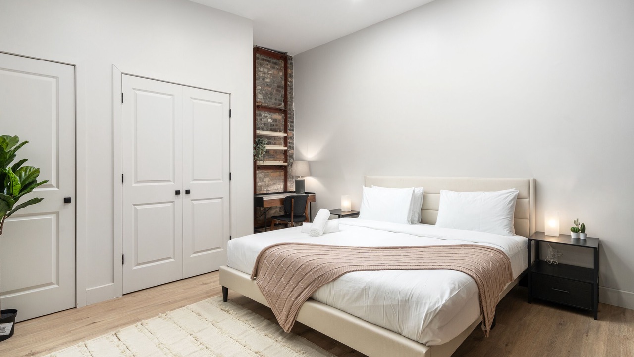 Photo of Bedroom in Griffintown