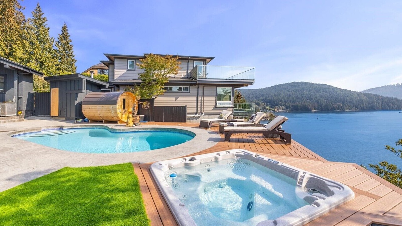 Photo of Outdoor in Deep Cove