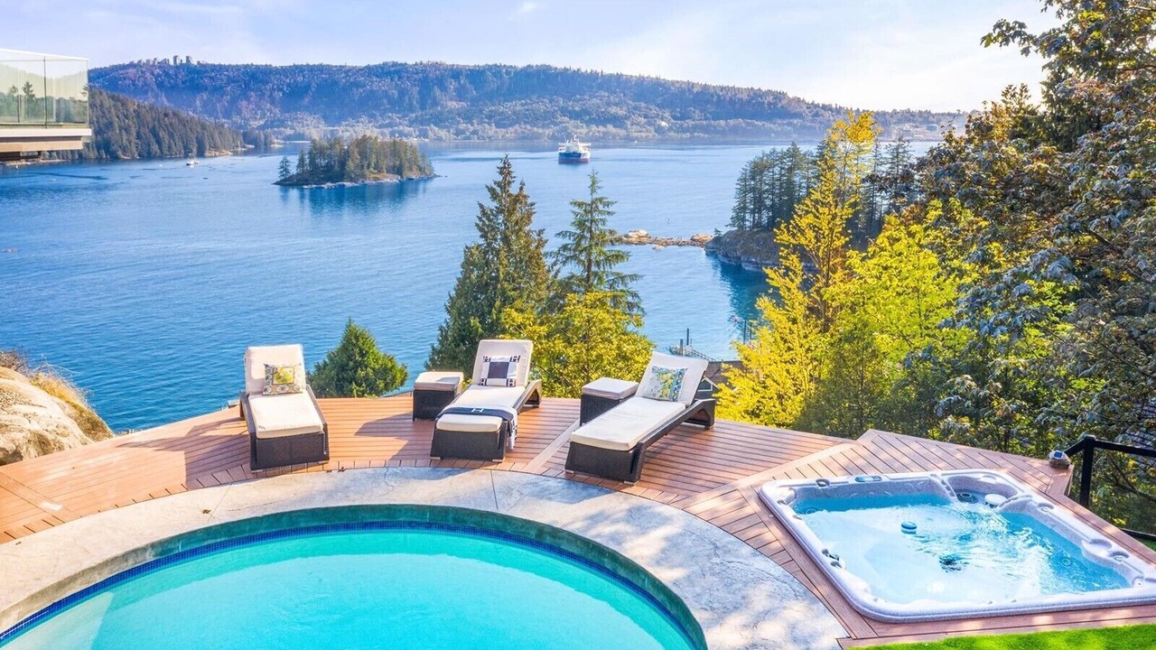 Photo of Outdoor in Deep Cove