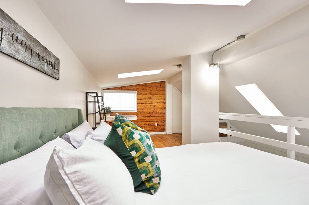 Photo of Bedroom in Medicine Hat