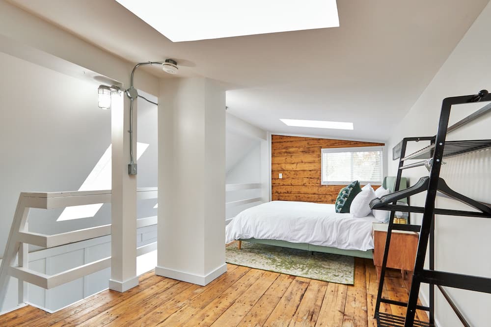 Photo of Bedroom in Medicine Hat