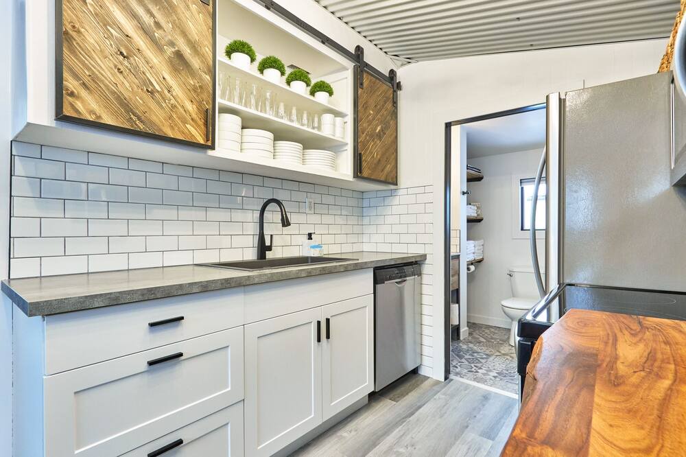 Photo of Kitchen in Medicine Hat